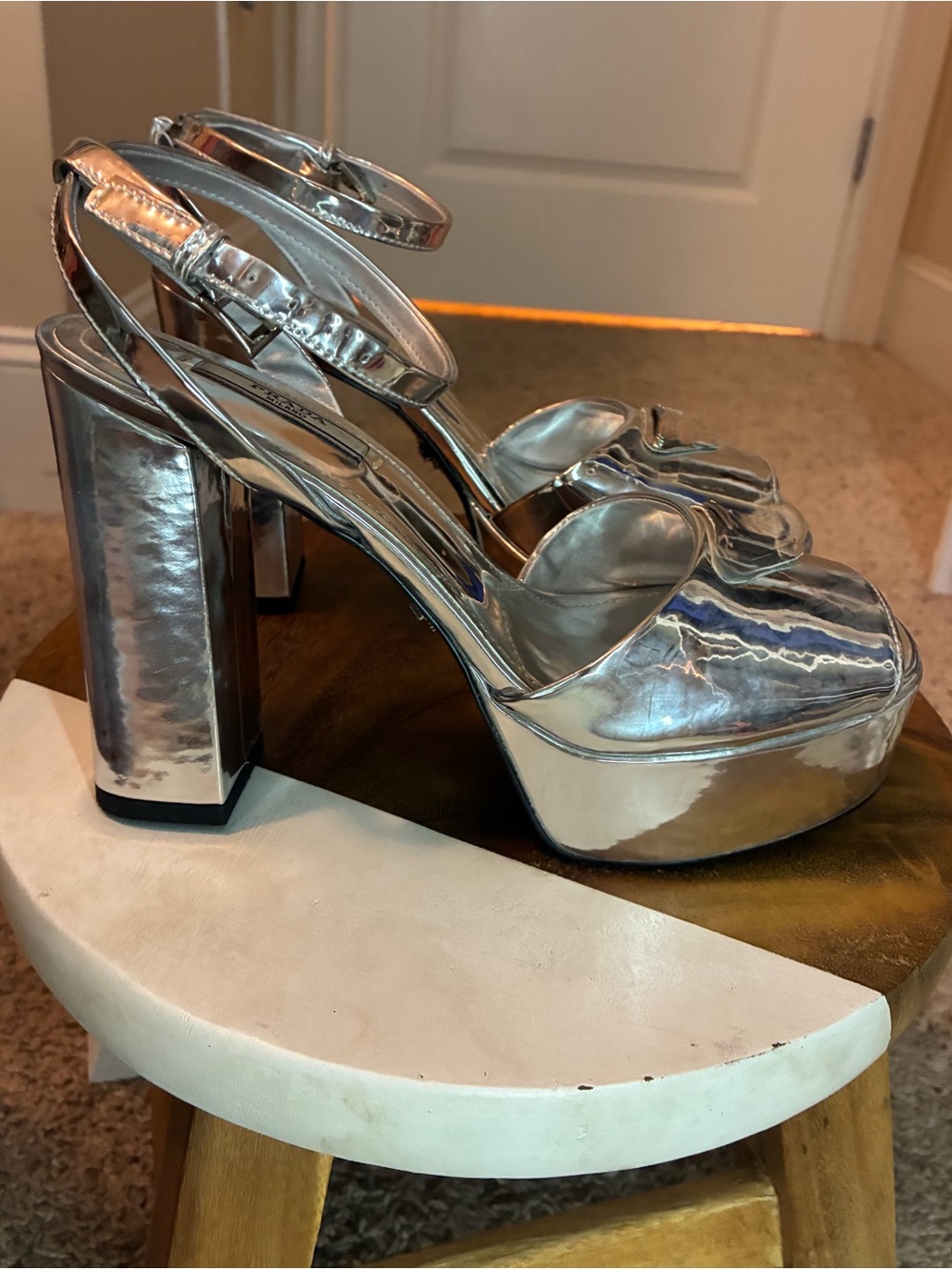 Platinum metallic, gorgeous platforms